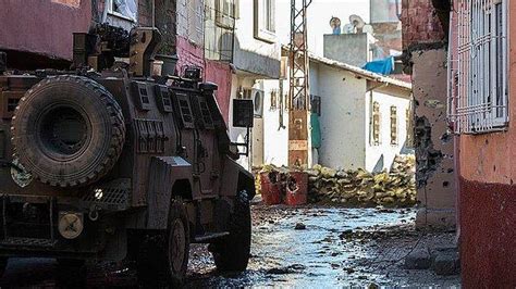 T­S­K­:­ ­B­i­t­l­i­s­ ­v­e­ ­D­i­y­a­r­b­a­k­ı­r­­d­a­k­i­ ­S­a­l­d­ı­r­ı­l­a­r­d­a­ ­2­ ­A­s­k­e­r­ ­Ş­e­h­i­t­